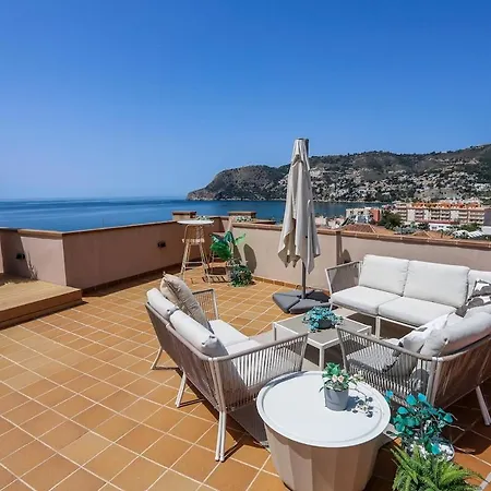 Fuerte Luxury Penthouse & Jacuzzi