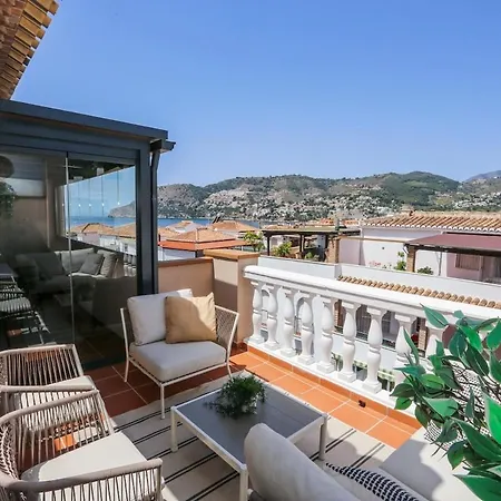 Fuerte Luxury Penthouse & Jacuzzi