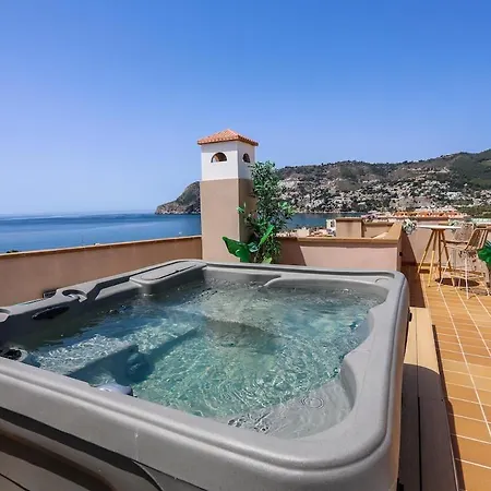 Fuerte Luxury Penthouse & Jacuzzi Apartment La Herradura (Granada)